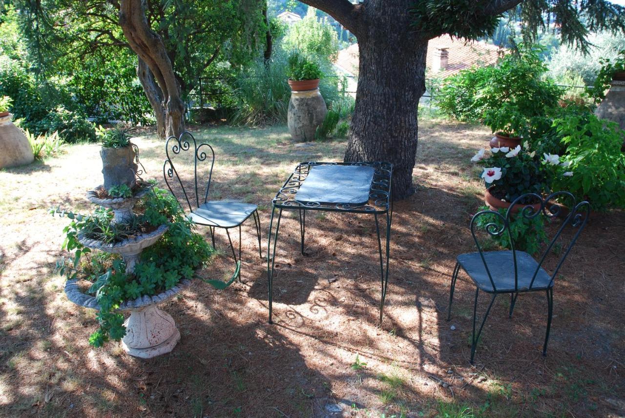 Villa Rocca Leivi Eksteriør billede